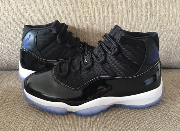 air jordan retro 11 space jam